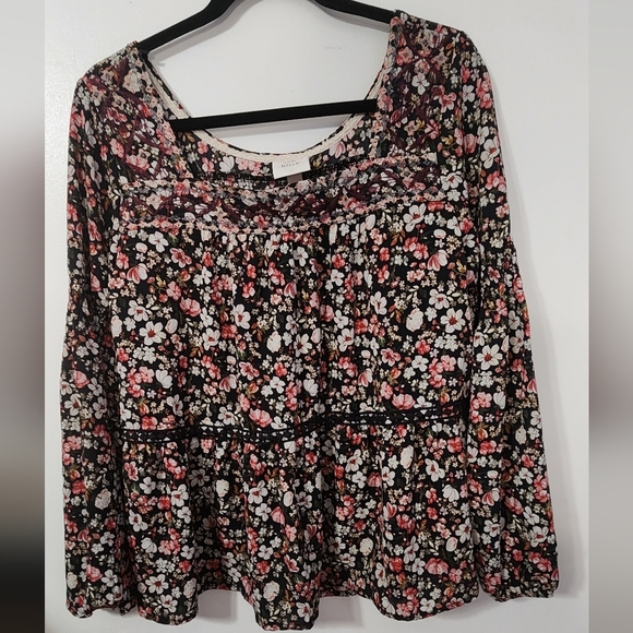 Knox Rose Tops - Knox Rose floral boho blouse- Excellent condition. SZ LARGE